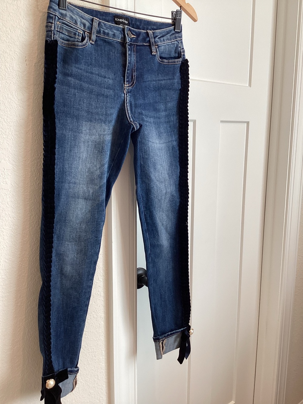 Bebe Textured Velvet Side Stripe Jeans Dolce Vita Skinny New 26 Dark Blue - Picture 2 of 14